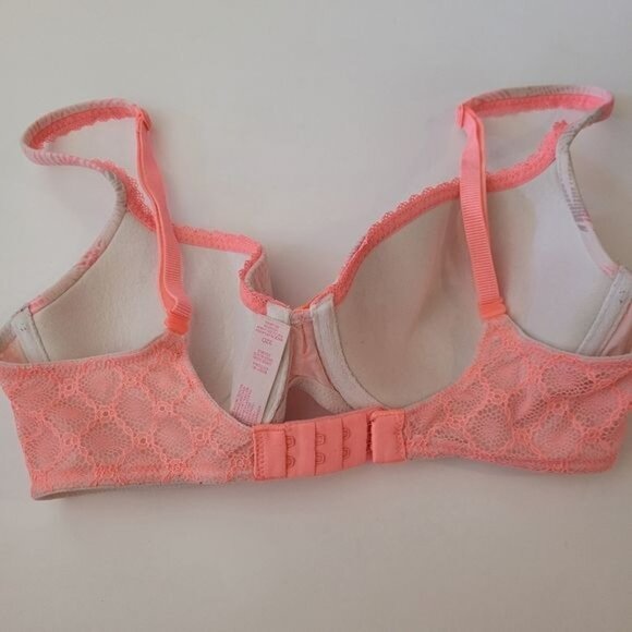Body By Victoria Victoria's Secret Bra Pink Underwire Lace Size 32d Lined - Picture 3 of 7